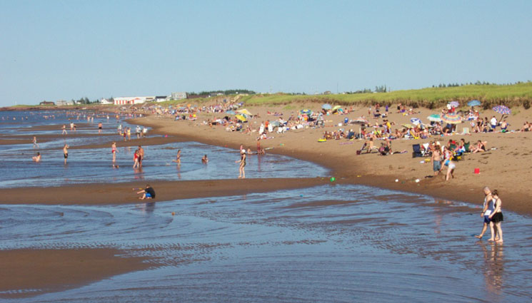 Sandy beach store cap pele nb